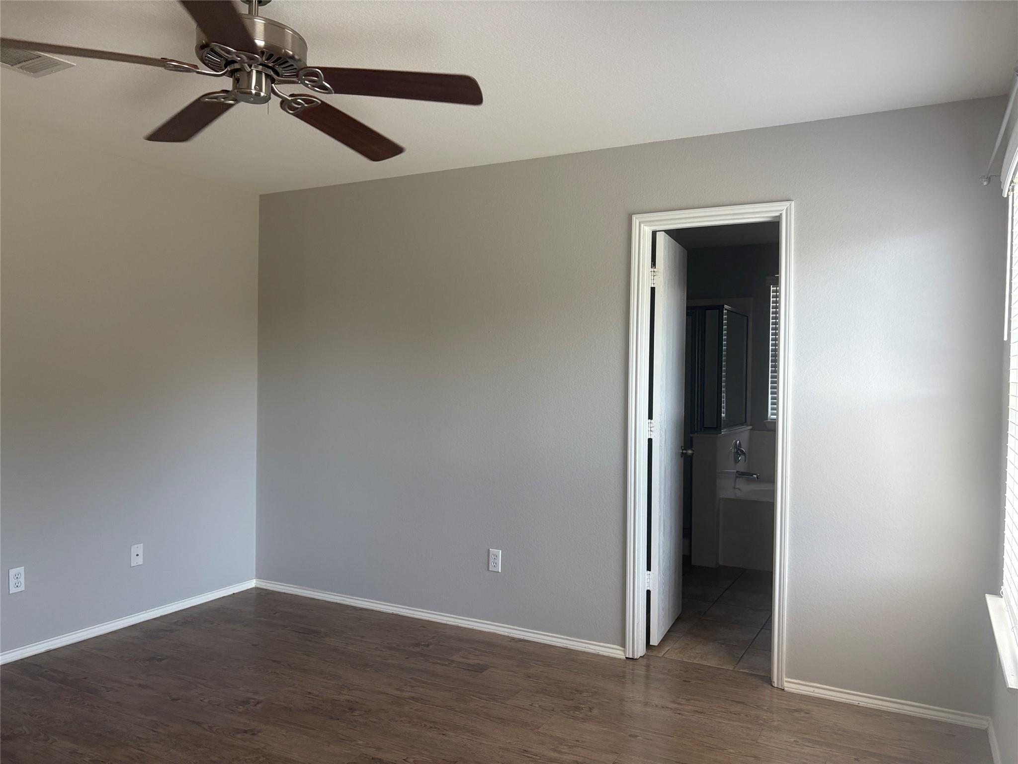 1034 W South St Property Photo 17