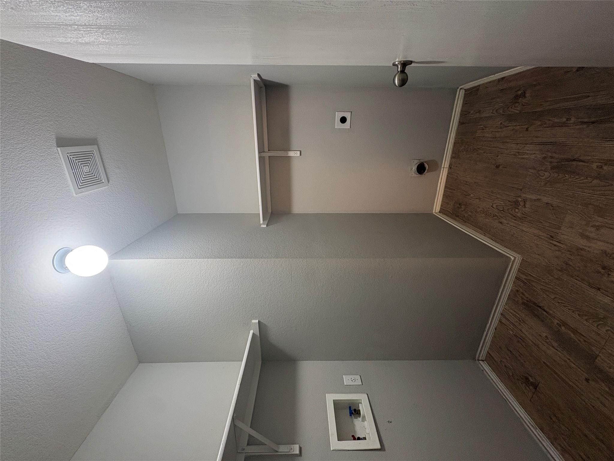 1034 W South St Property Photo 20