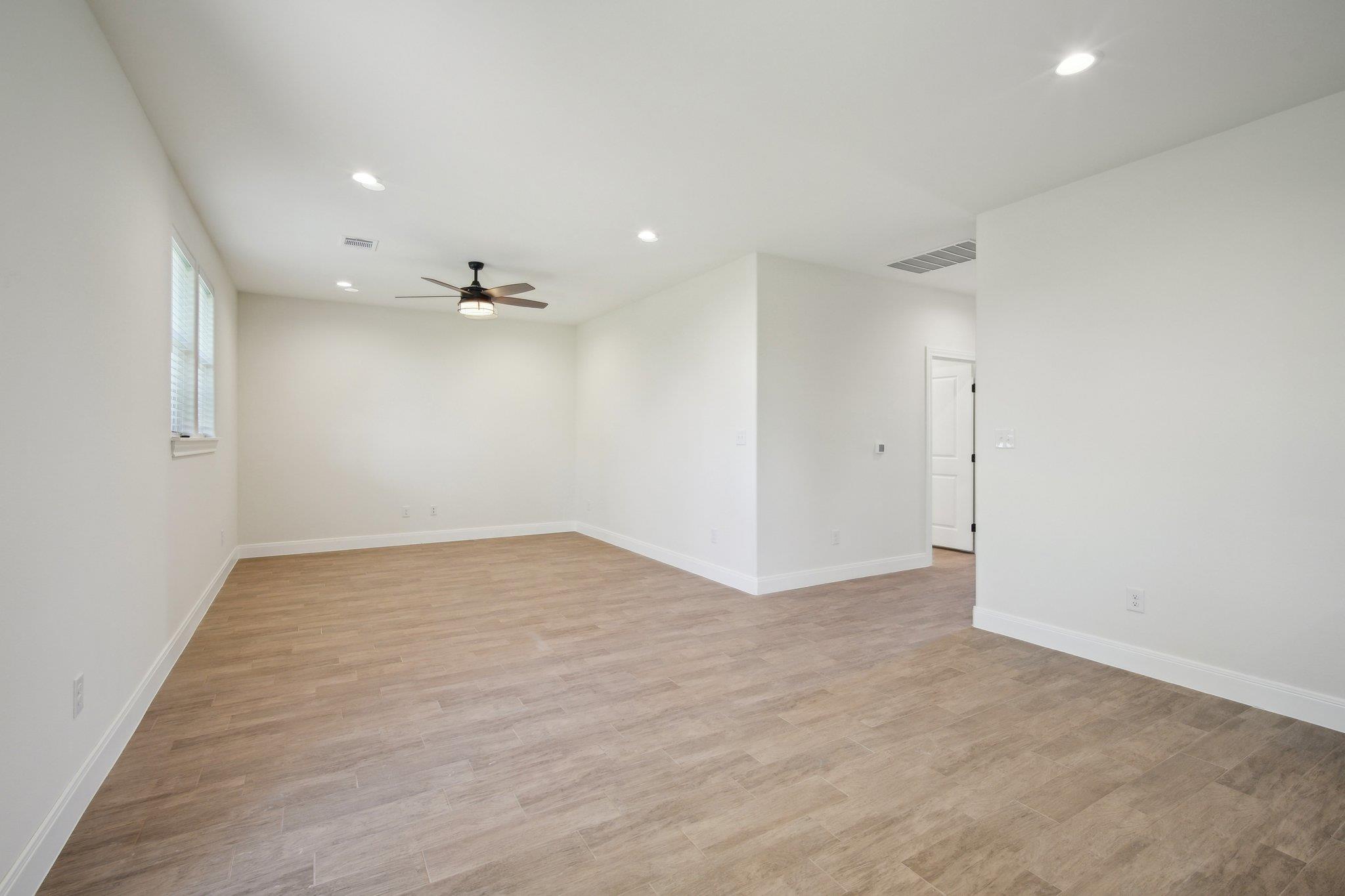 109 Callie St Property Photo 11