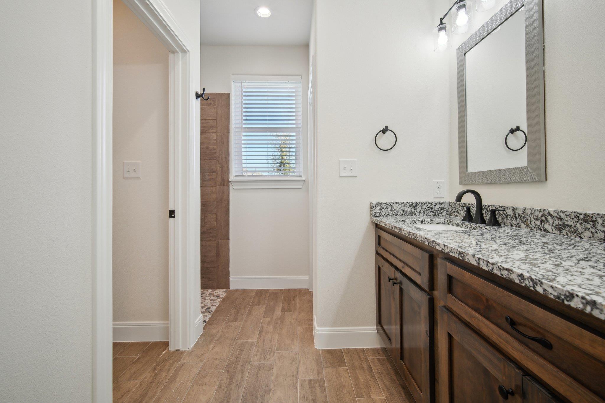 109 Callie St Property Photo 25