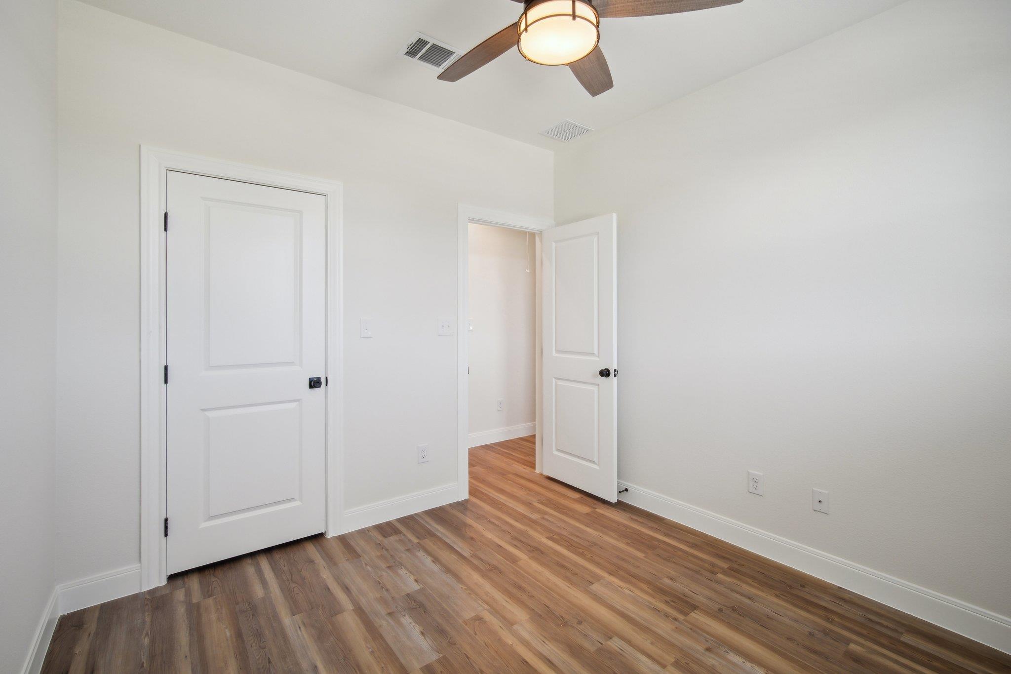109 Callie St Property Photo 34