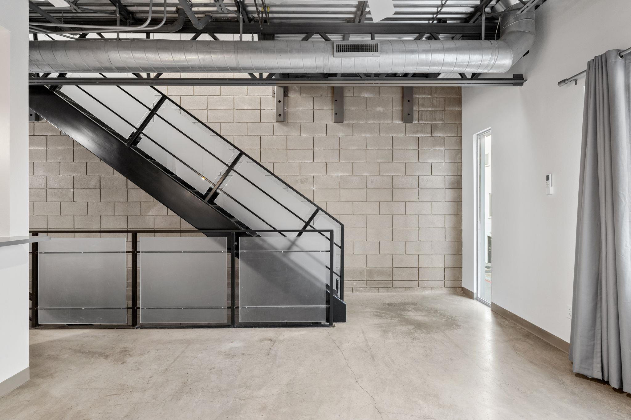 4801 S. Congress Ave #h2 Property Photo 11