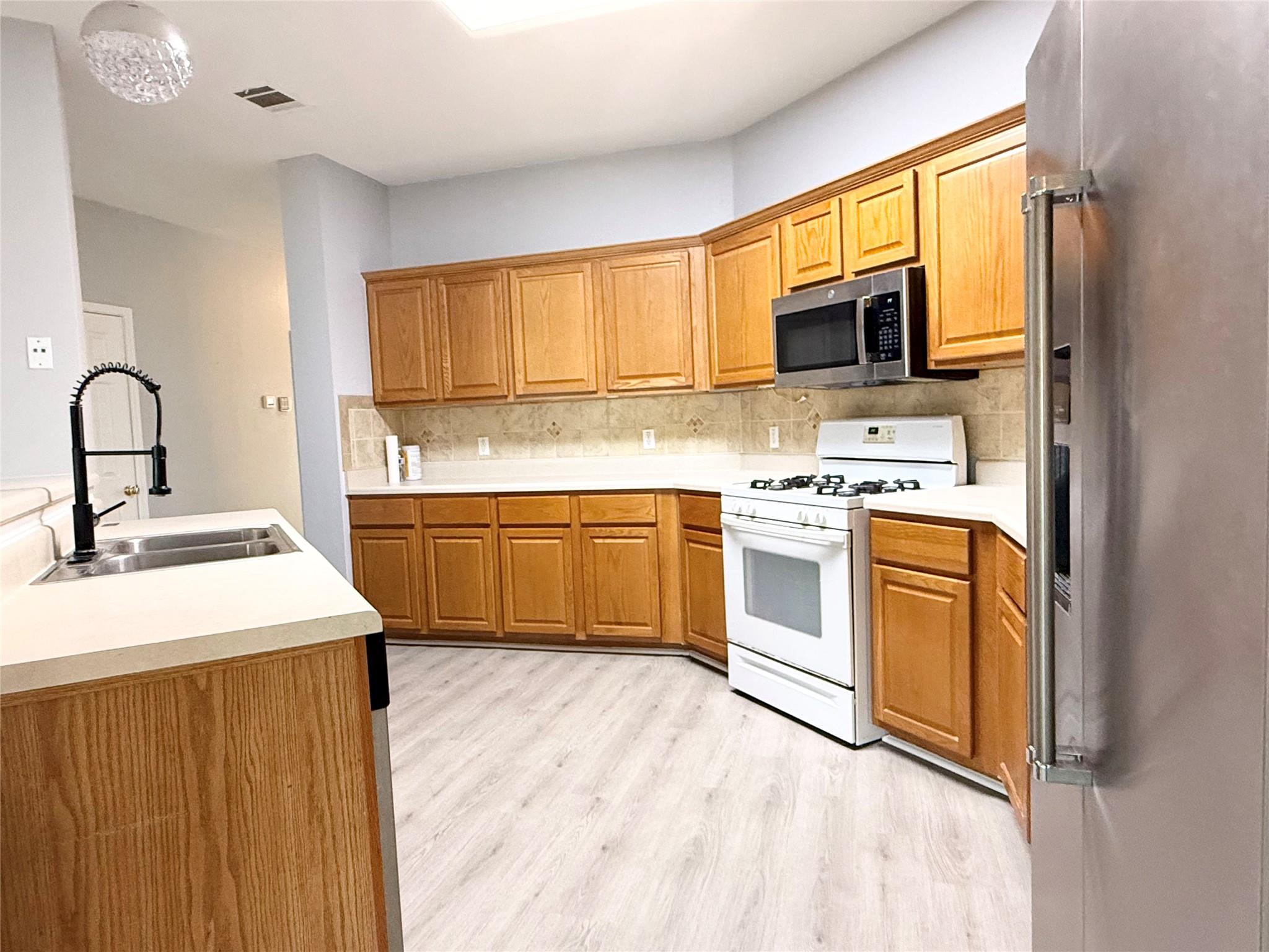 1506 Cora Marie Dr Property Photo 13