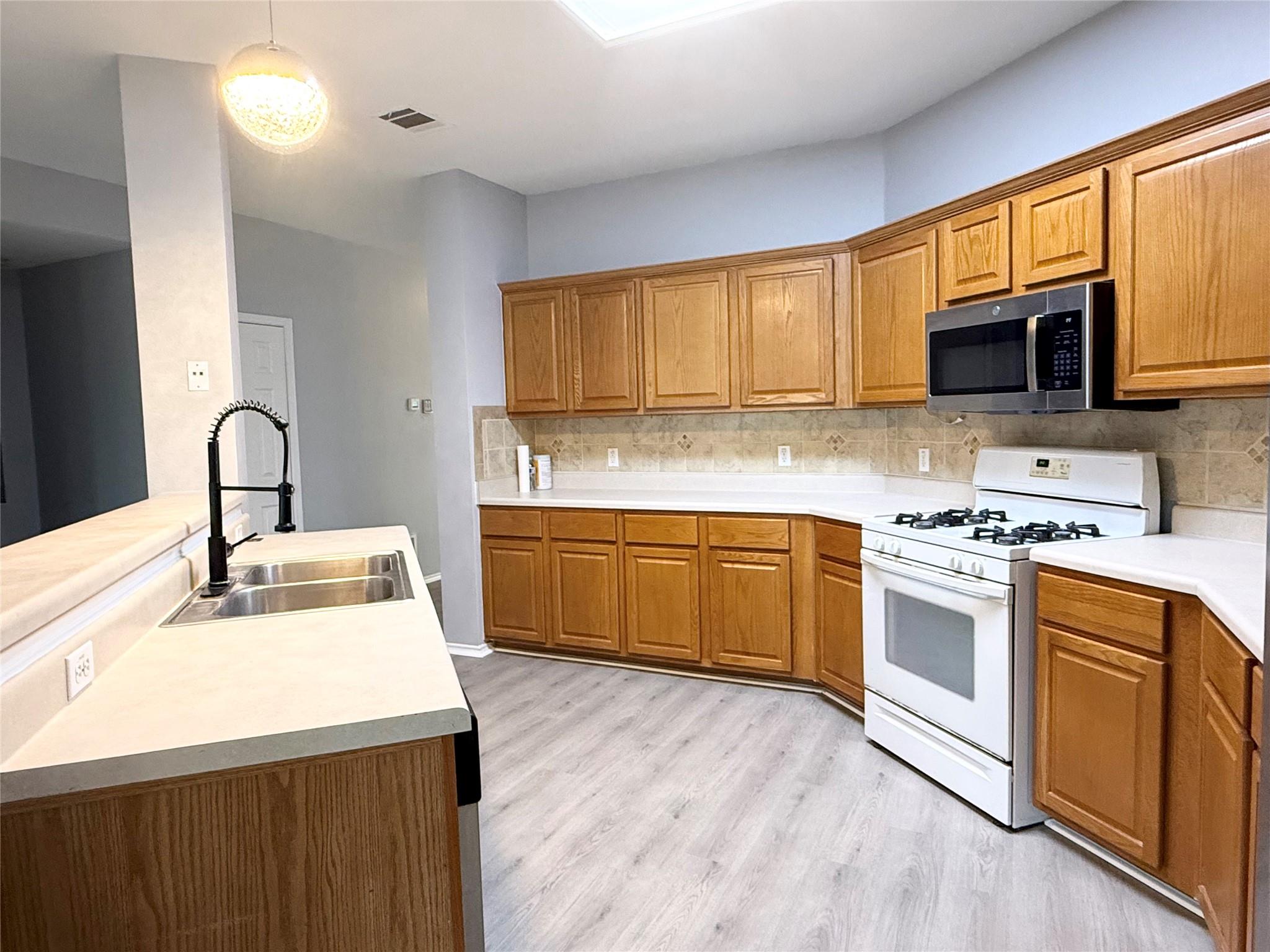 1506 Cora Marie Dr Property Photo 15