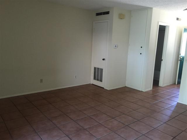 630 Maiden Ln A Property Photo 4
