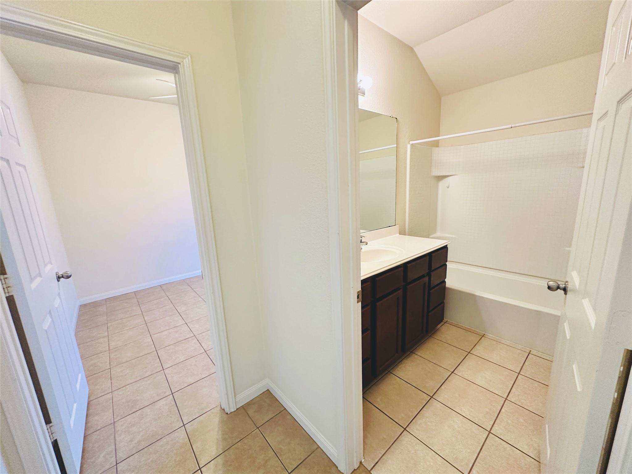 19309 Wt Gallaway St Property Photo 7