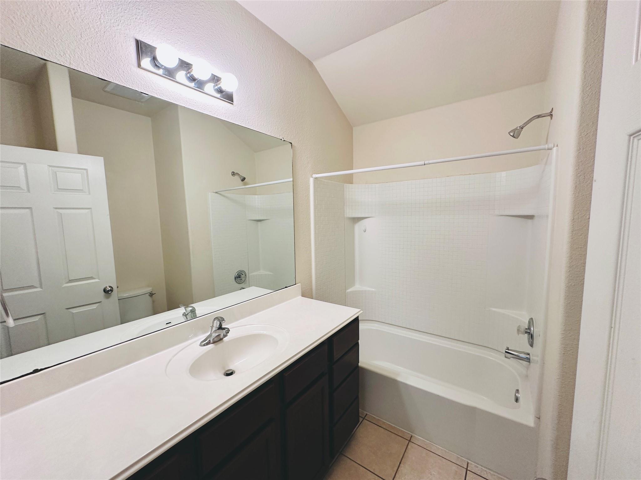 19309 Wt Gallaway St Property Photo 8