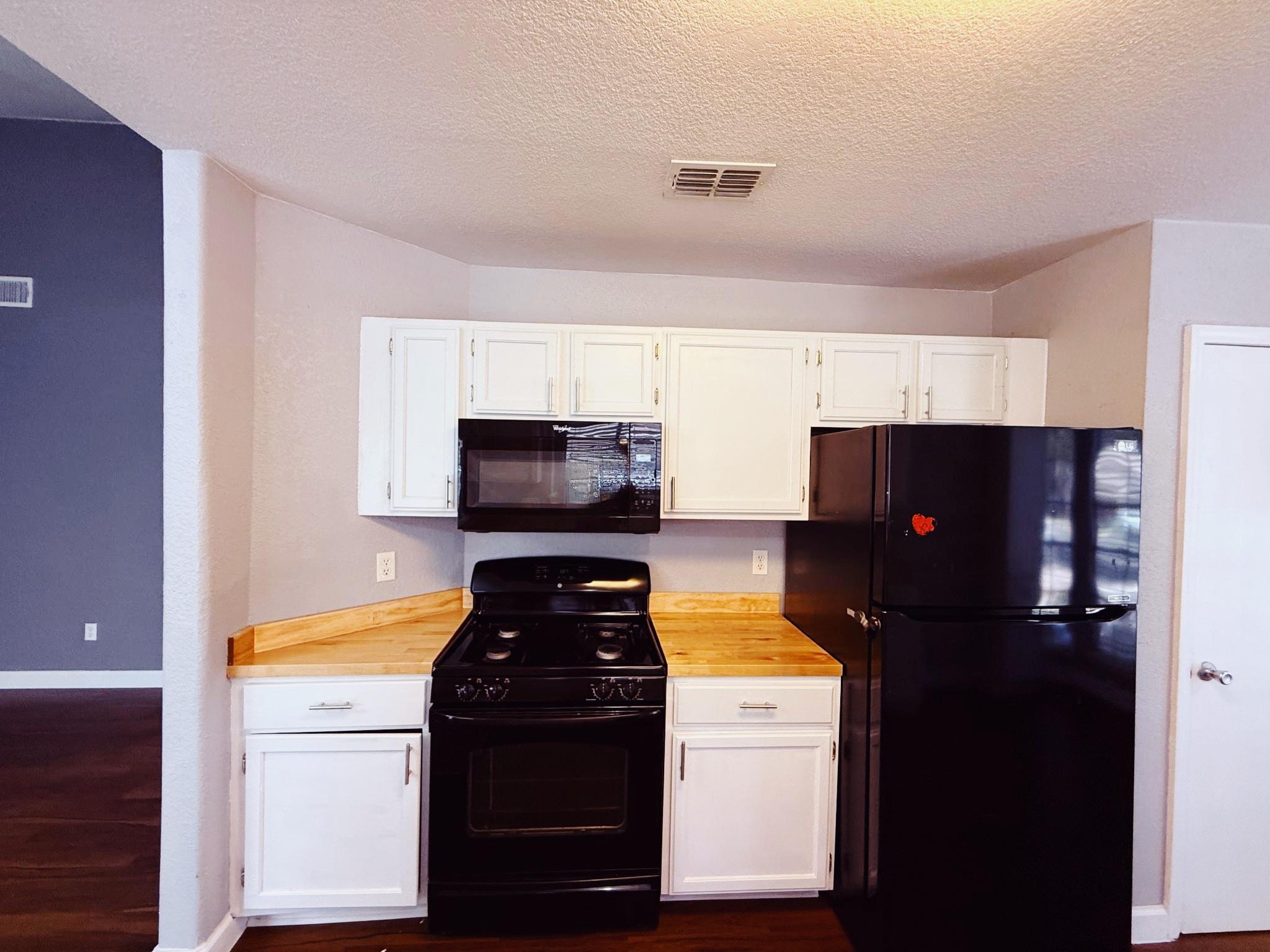 12314 Thompkins Dr Property Photo 8