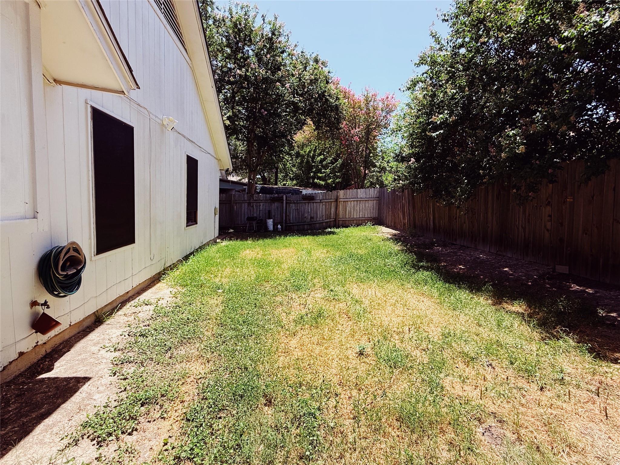 12314 Thompkins Dr Property Photo 35