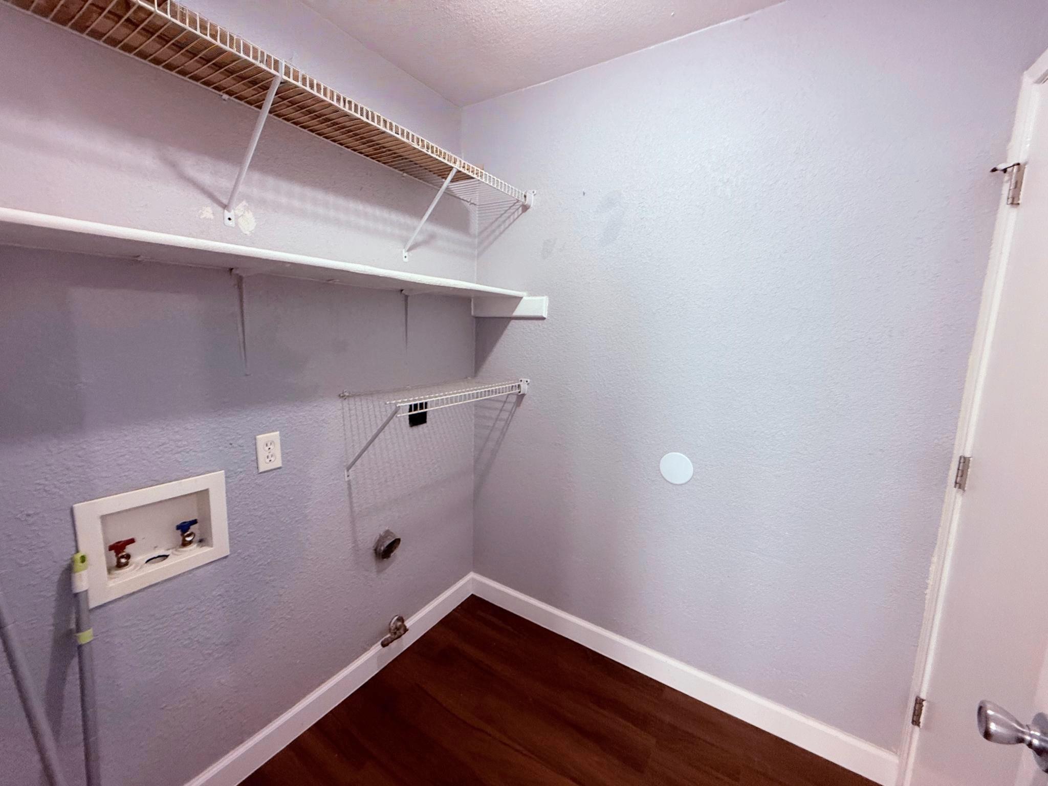 12314 Thompkins Dr Property Photo 37