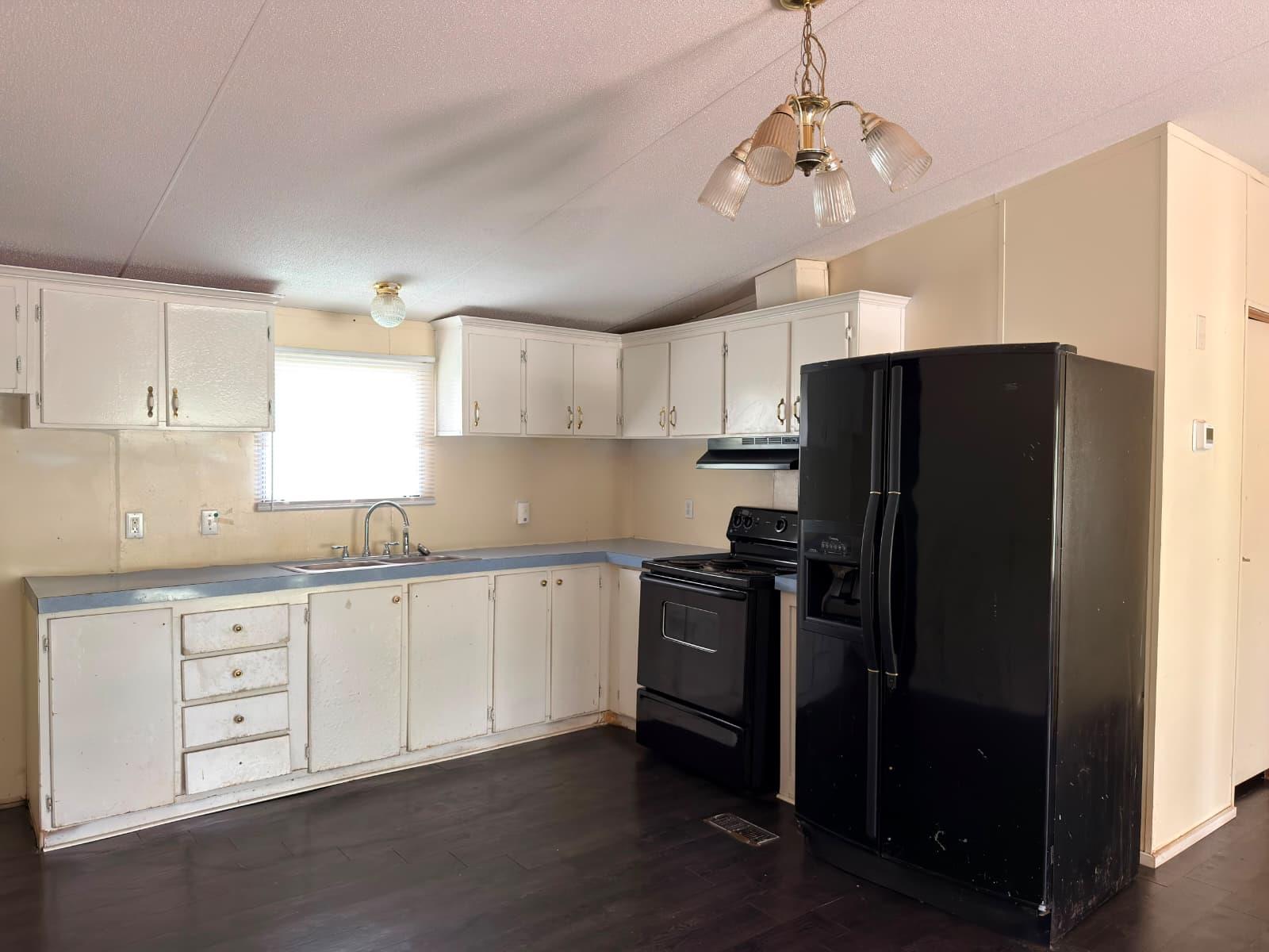 8607 Burleson Manor Rd #a Property Photo 4