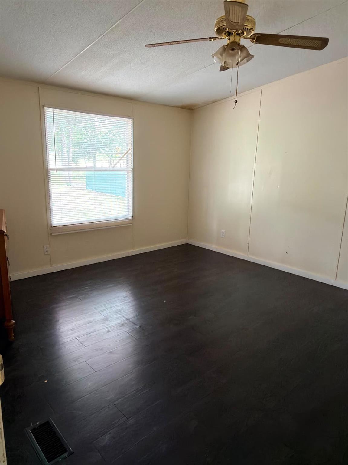 8607 Burleson Manor Rd #a Property Photo 5