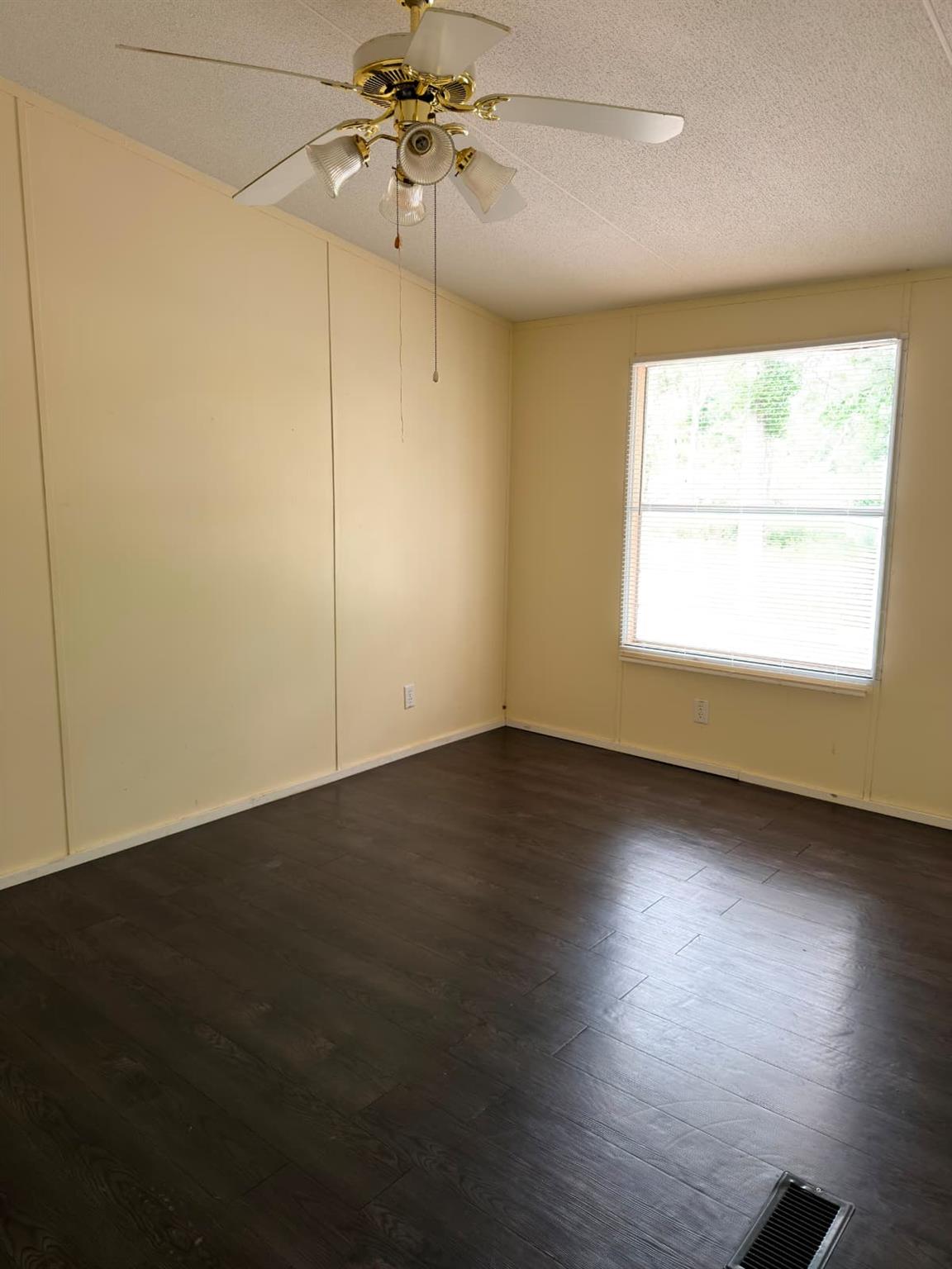 8607 Burleson Manor Rd #a Property Photo 7