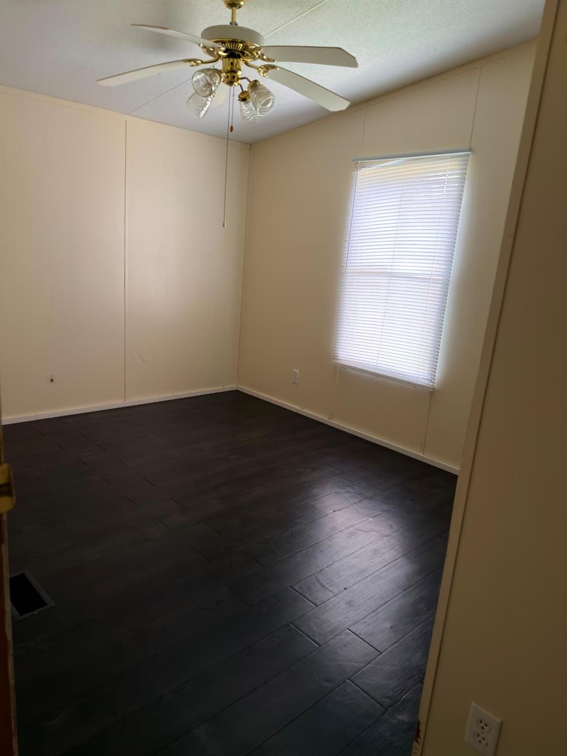 8607 Burleson Manor Rd #a Property Photo 9