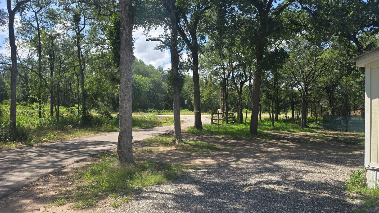 8607 Burleson Manor Rd #a Property Photo 11