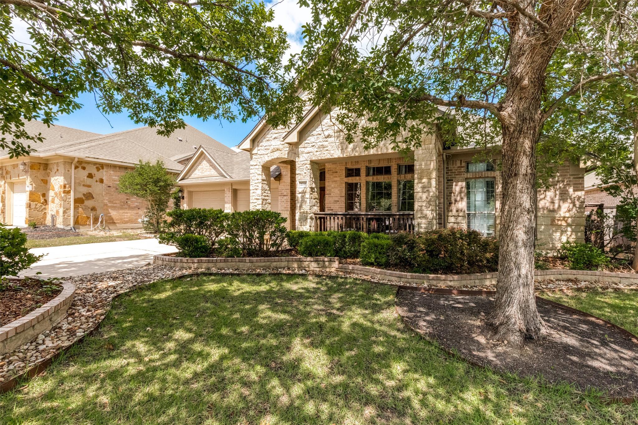 2718 Sun Mountain Dr Property Photo 1
