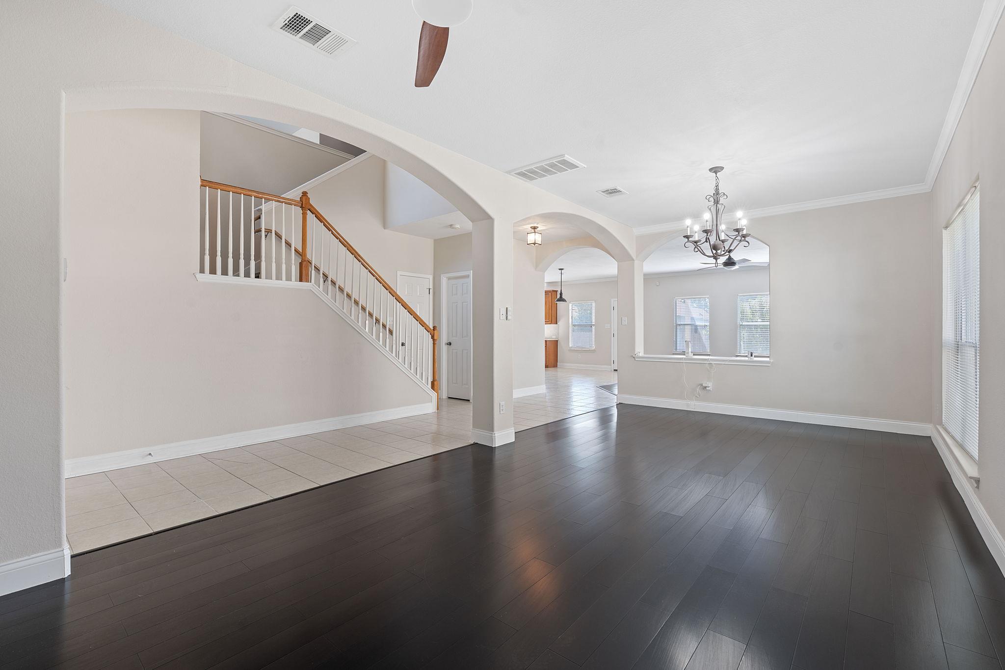 2338 Brookhollow Ter Property Photo 7