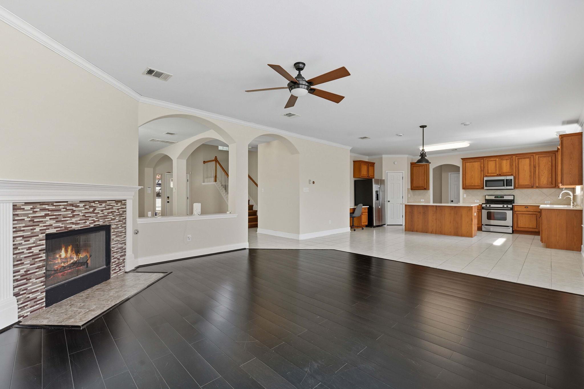 2338 Brookhollow Ter Property Photo 13