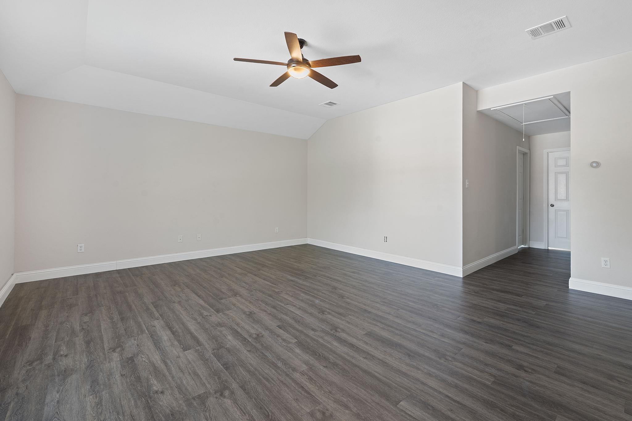 2338 Brookhollow Ter Property Photo 16