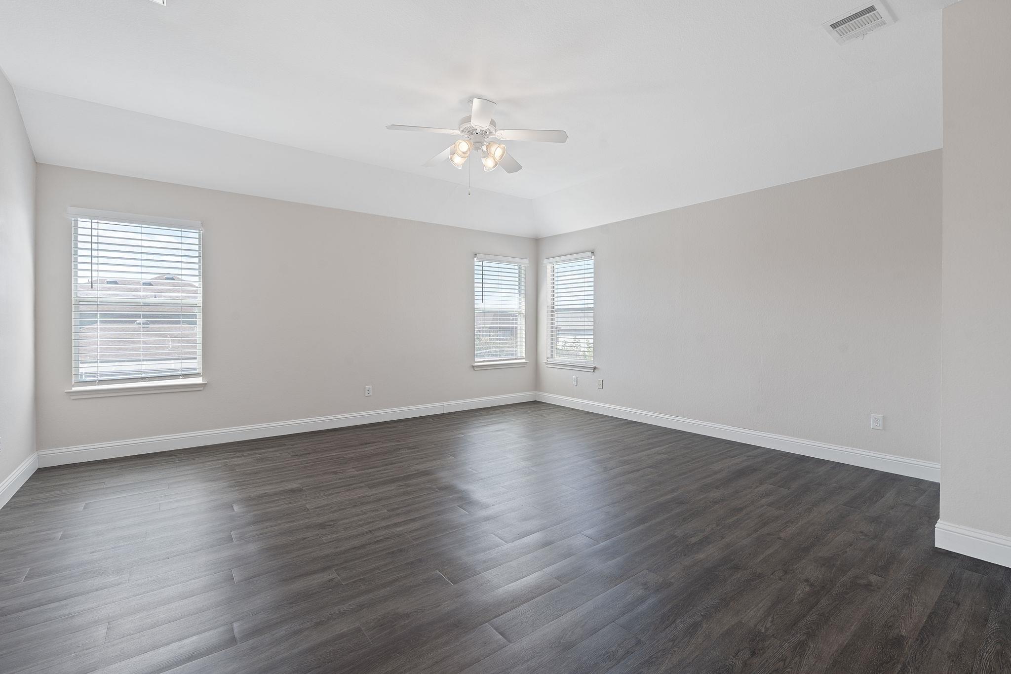 2338 Brookhollow Ter Property Photo 17