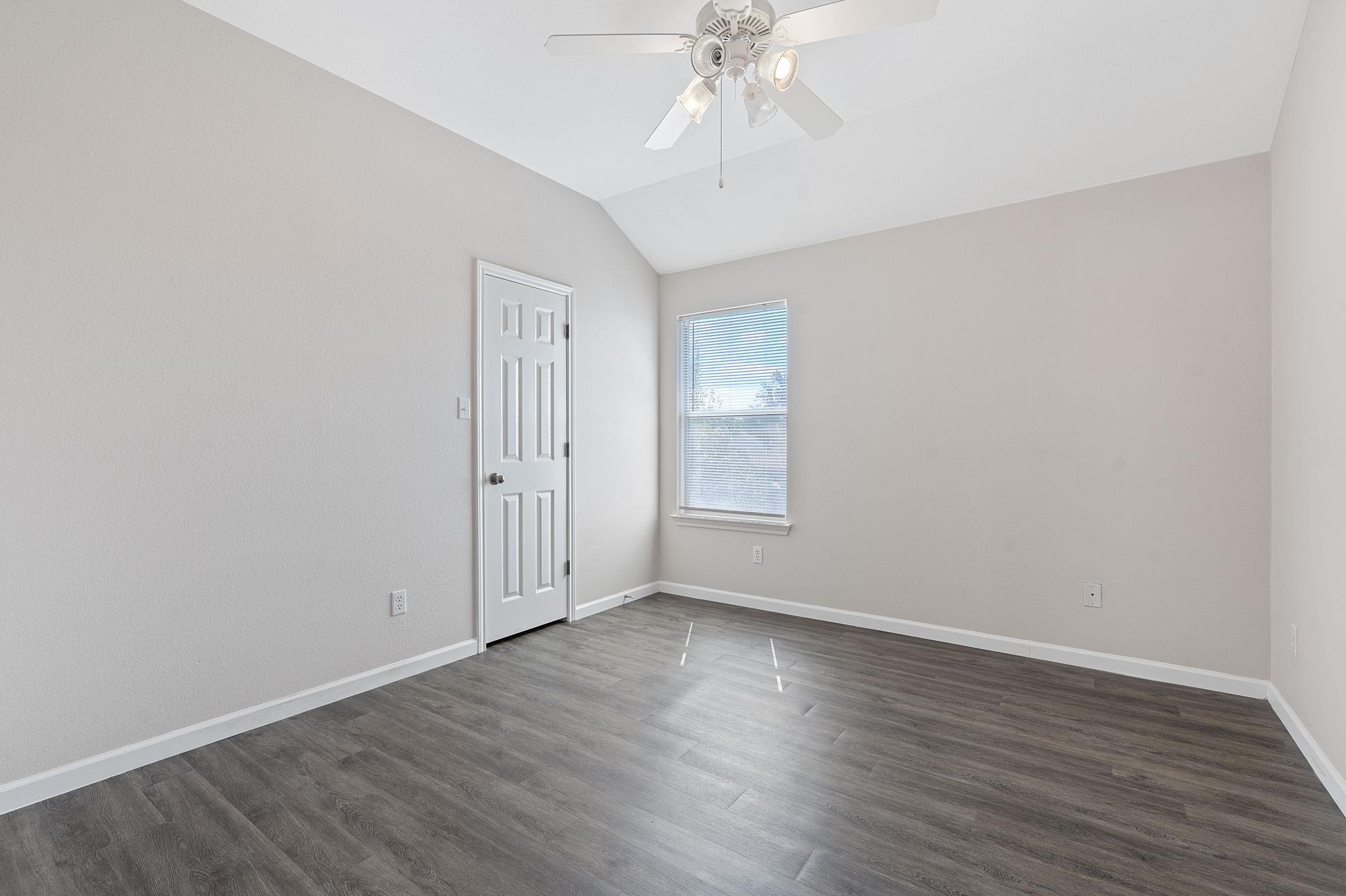 2338 Brookhollow Ter Property Photo 25