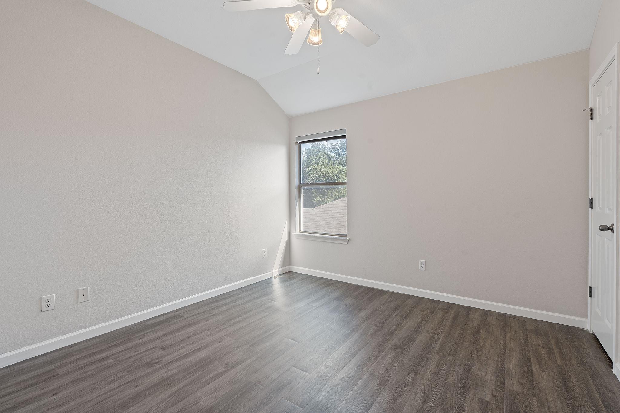 2338 Brookhollow Ter Property Photo 26