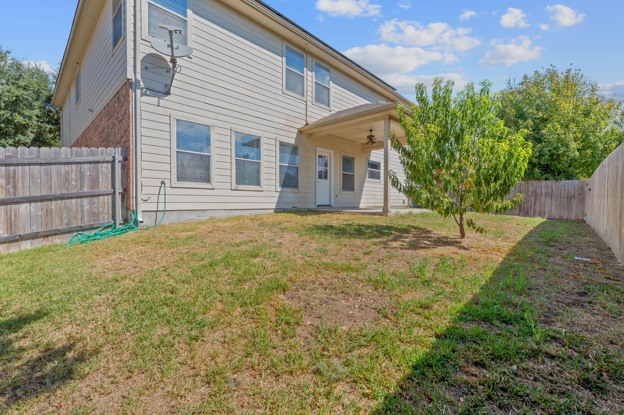 2338 Brookhollow Ter Property Photo 33
