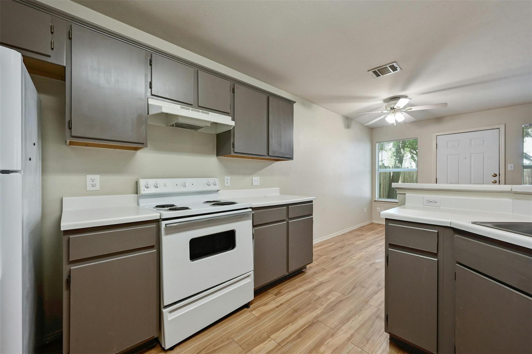 9602 Nightjar Dr #b Property Photo 13