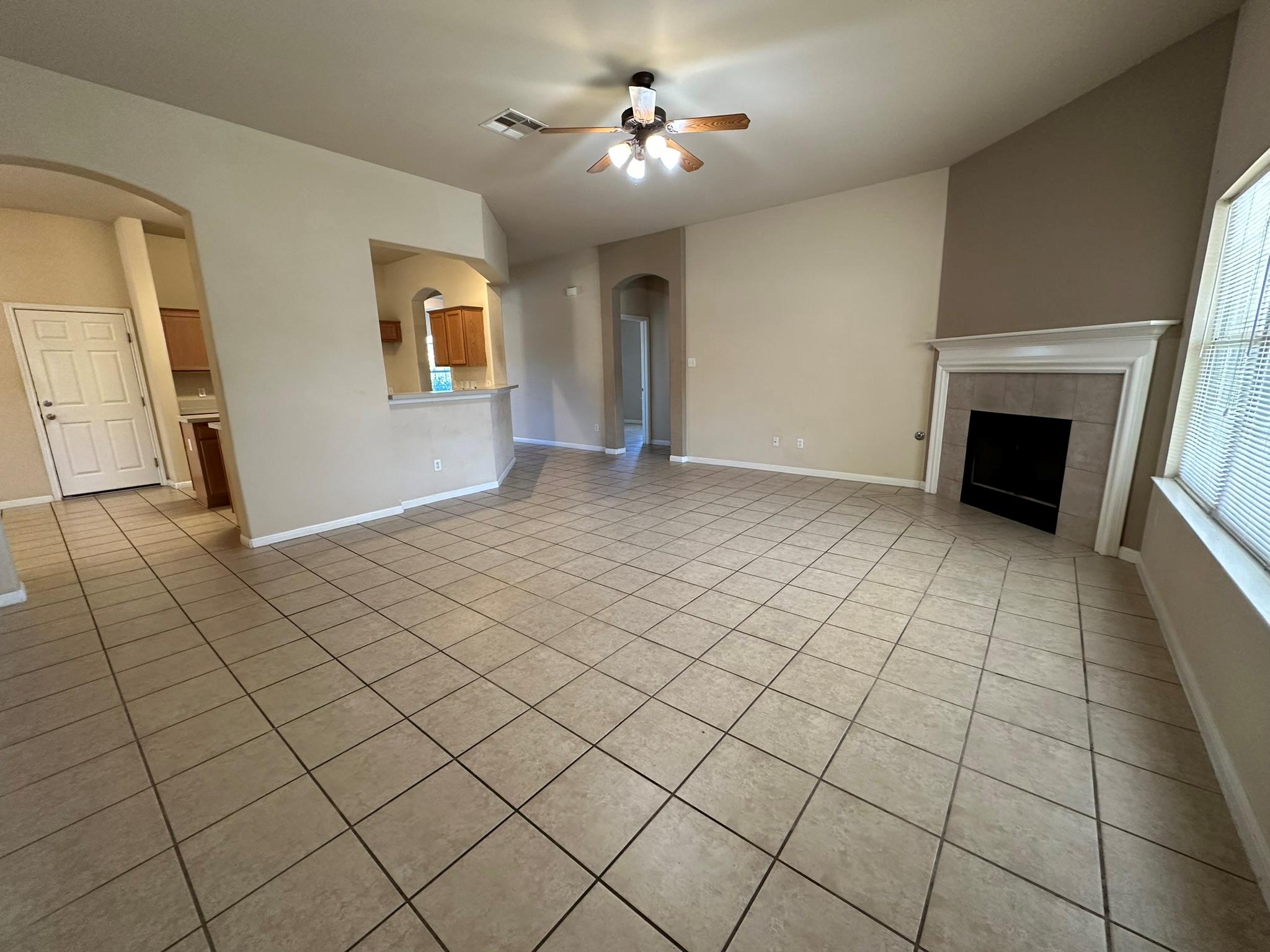 1604 Teal Trl Property Photo 7