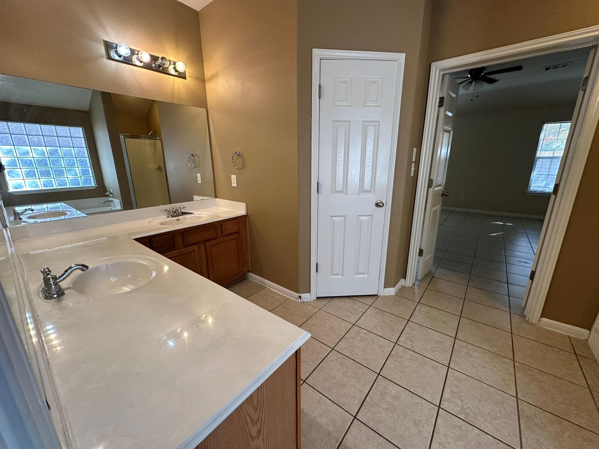 1604 Teal Trl Property Photo 8