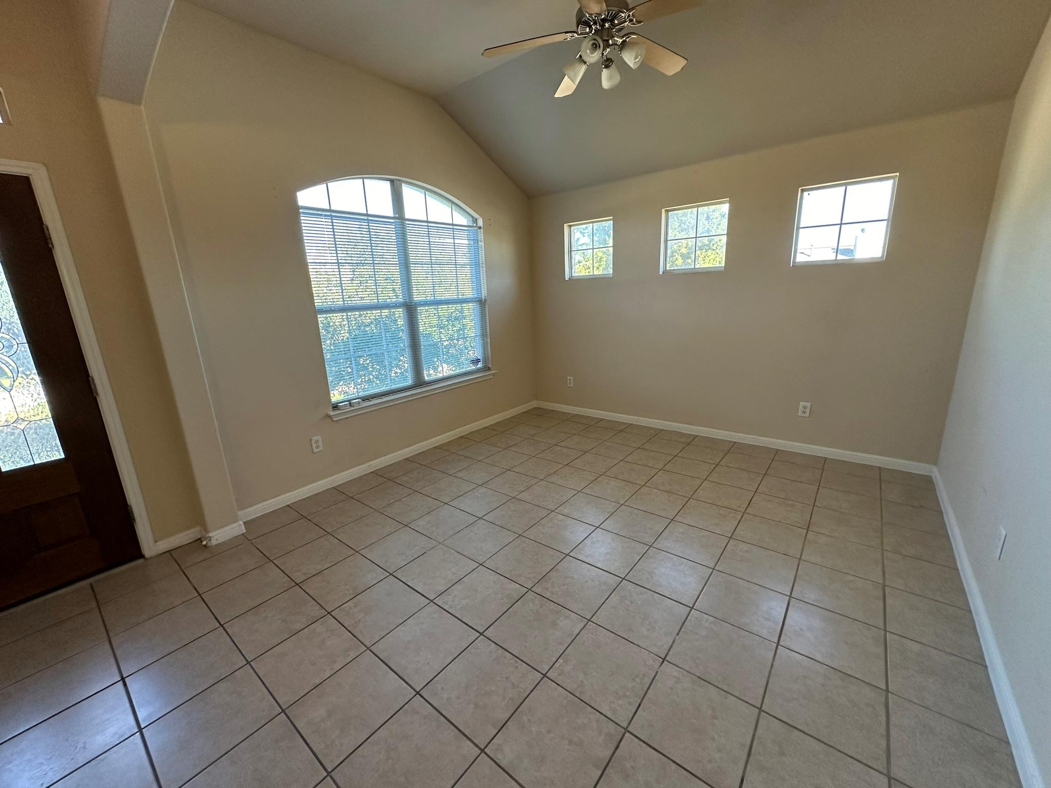 1604 Teal Trl Property Photo 14