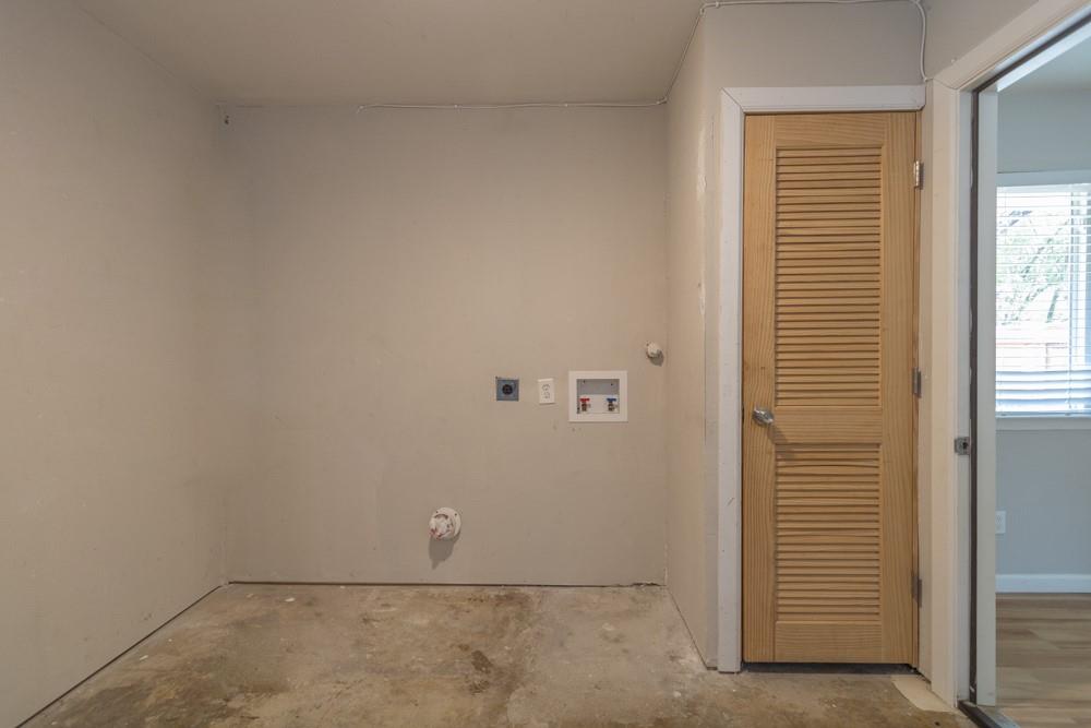 2202 Deadwood Dr Property Photo 24