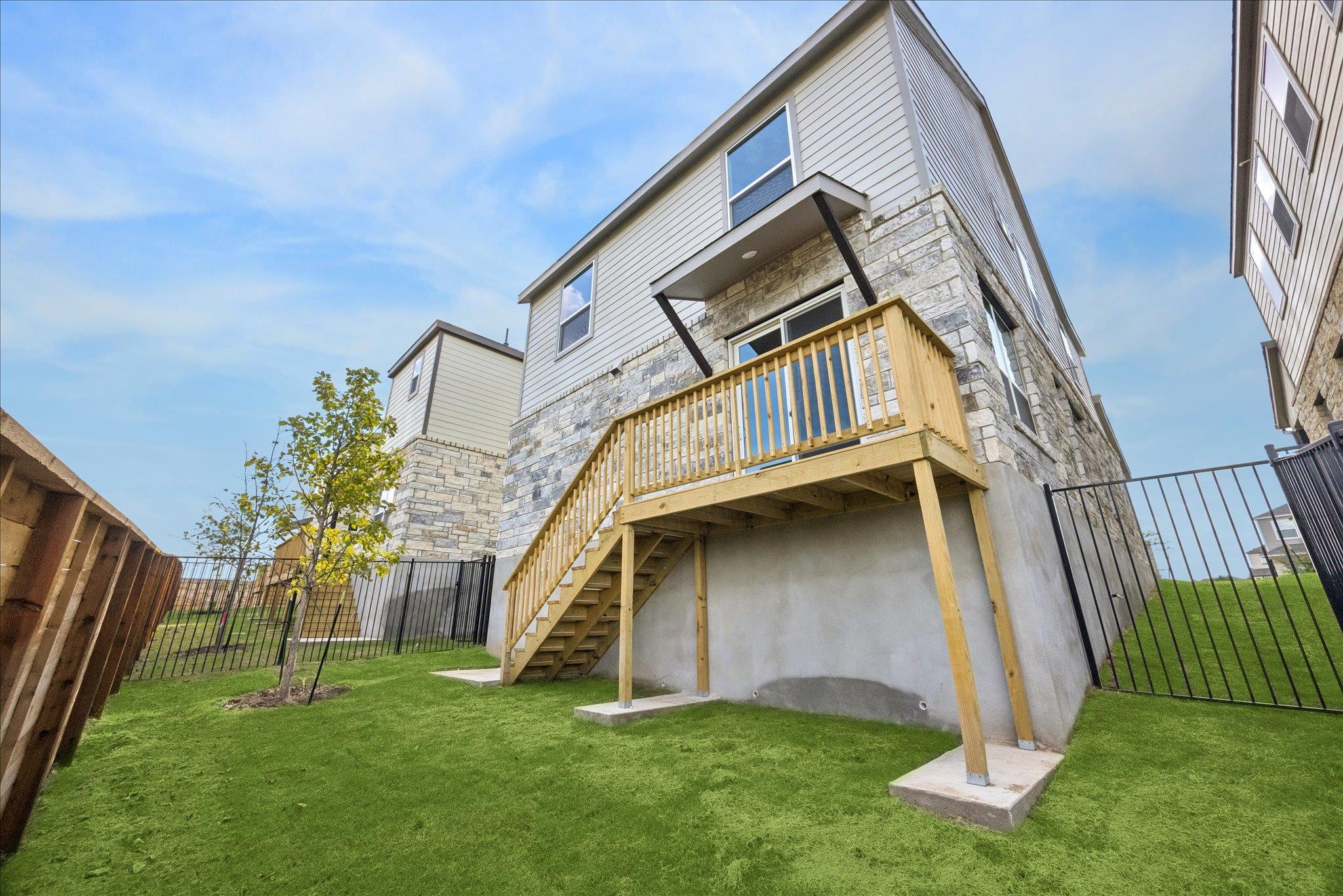 1531 N Red Bud Ln #26 Property Photo 16