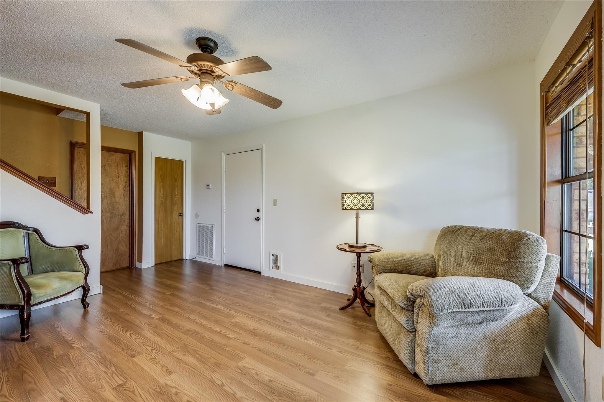 20803 Northland Dr Property Photo 22