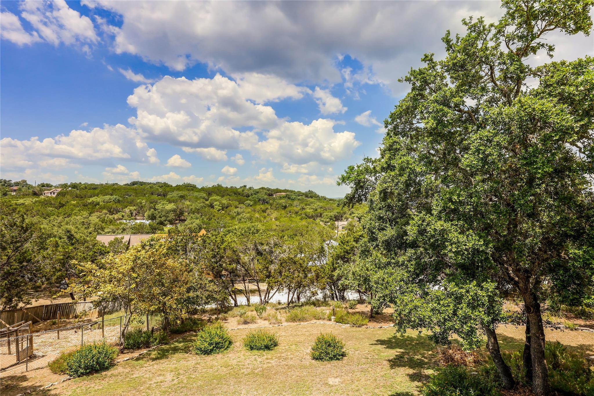 20803 Northland Dr Property Photo 30