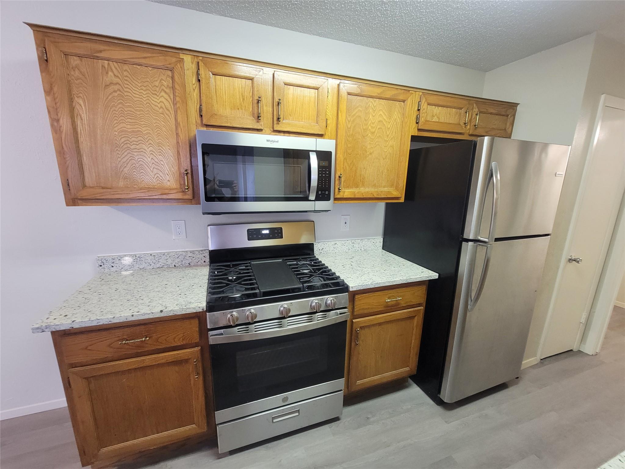 12303 Alderbrook Dr #a Property Photo 7