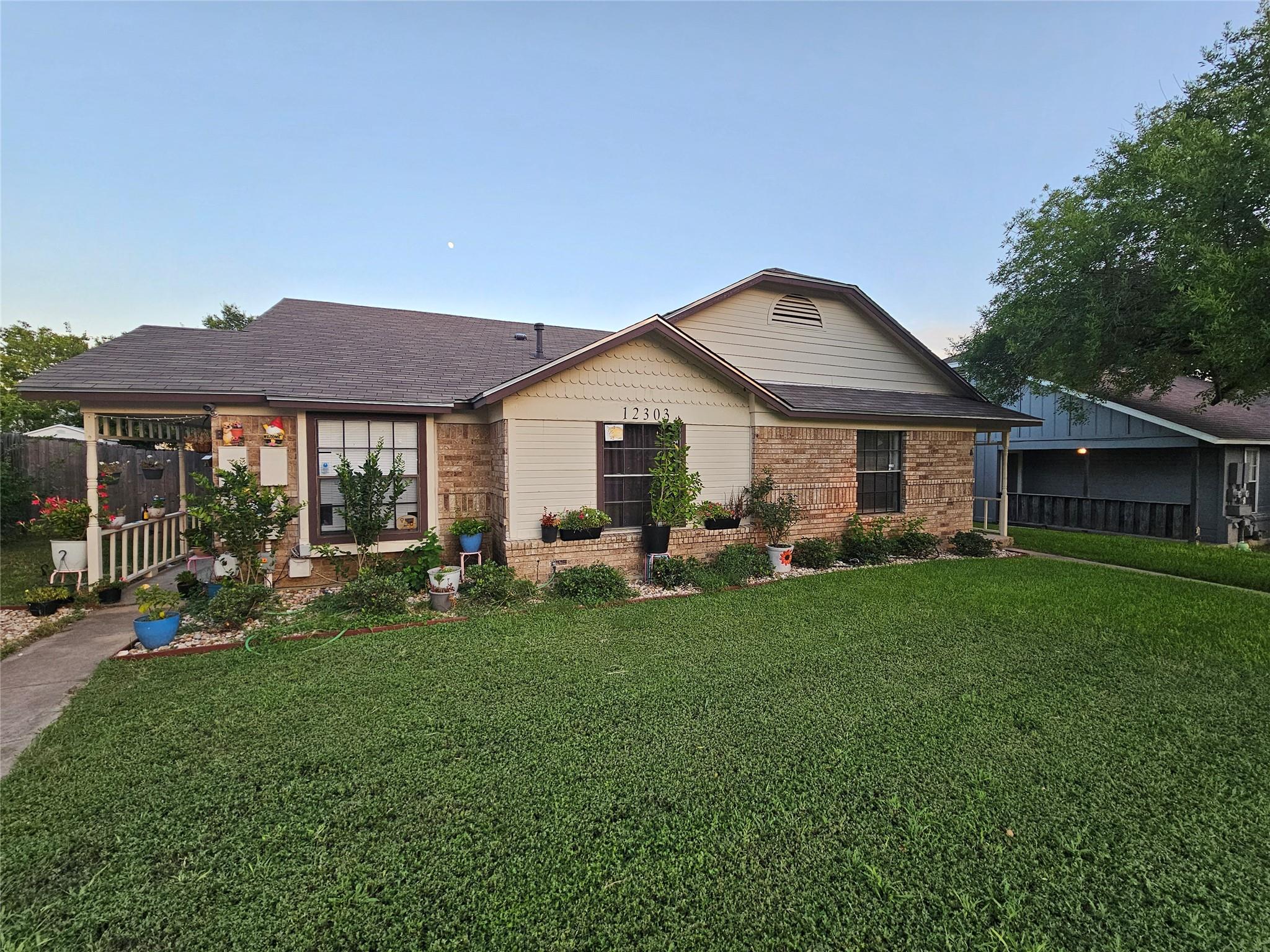 12303 Alderbrook Dr #a Property Photo 18