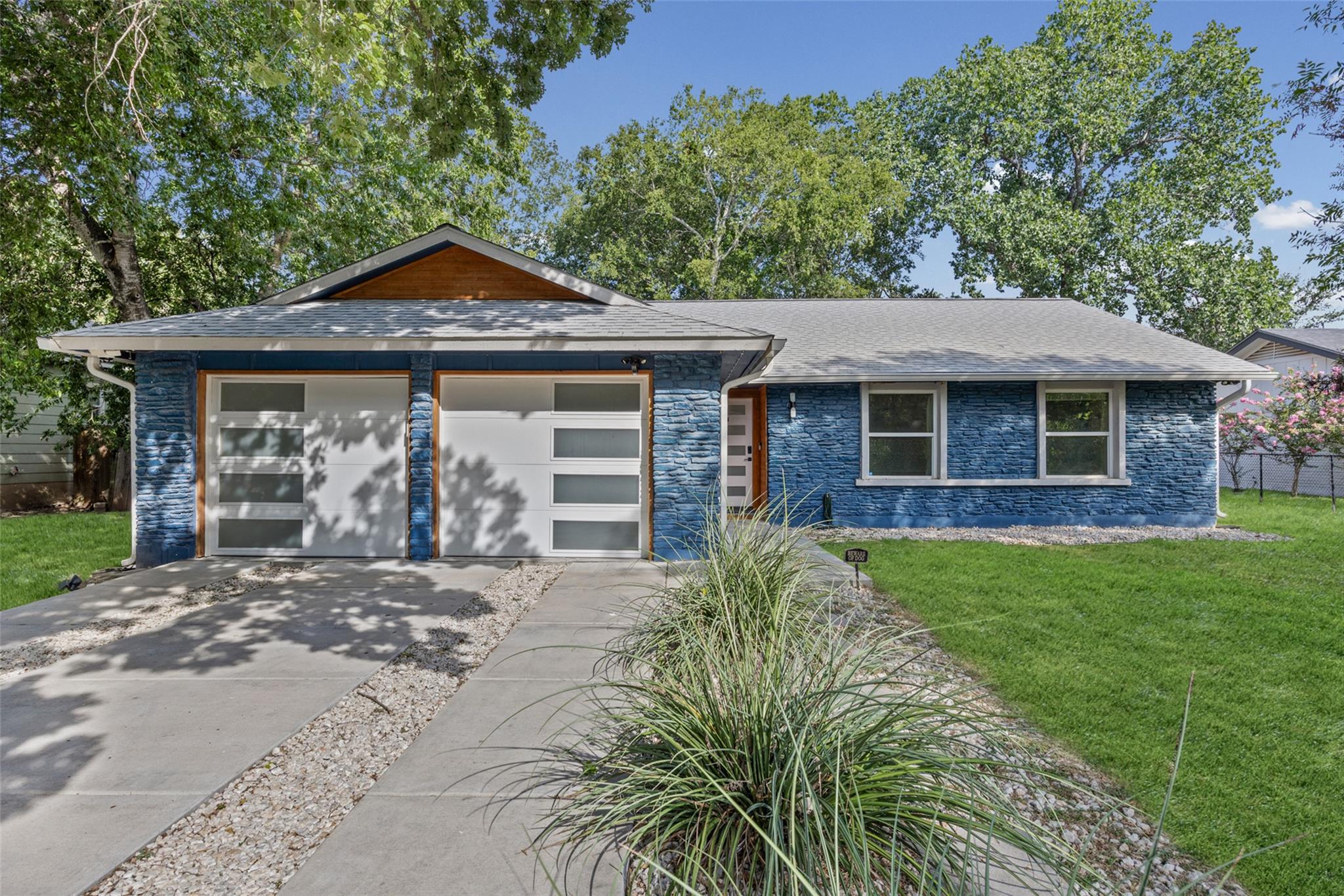 7404 Gunnison Pass Property Photo 1