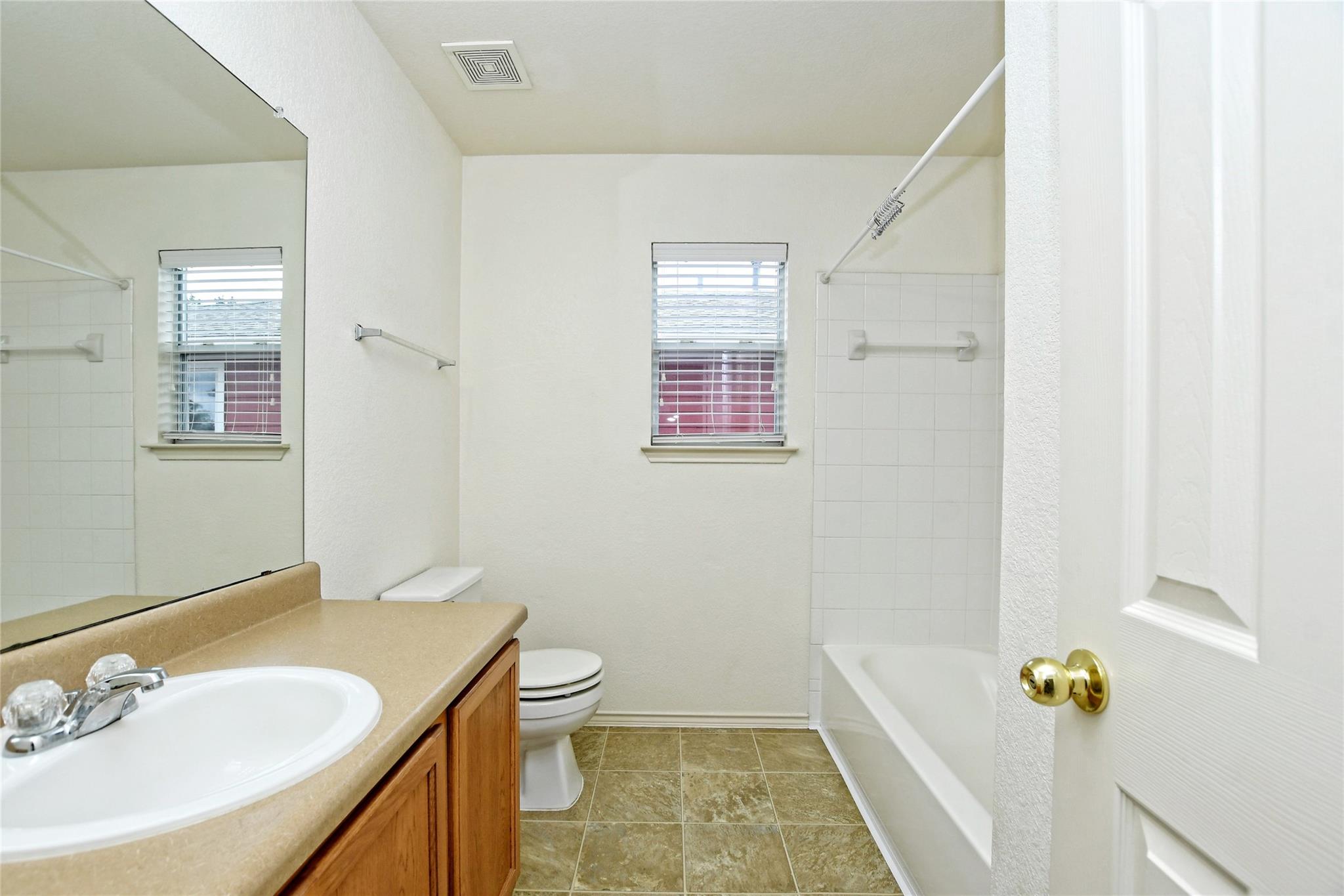 1815 Lost Maples Loop Property Photo 18