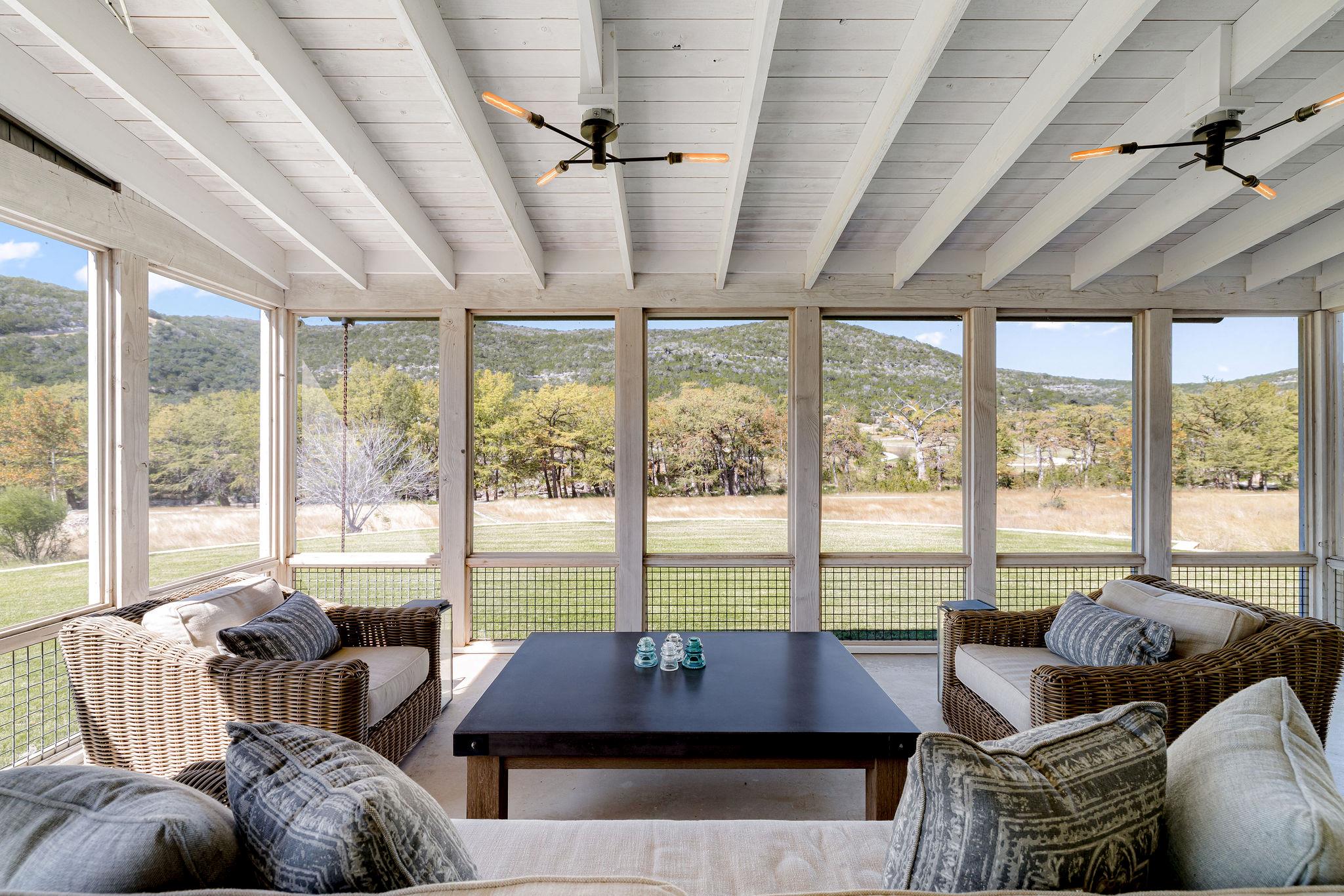415 Frio Canon Trl Property Photo 15