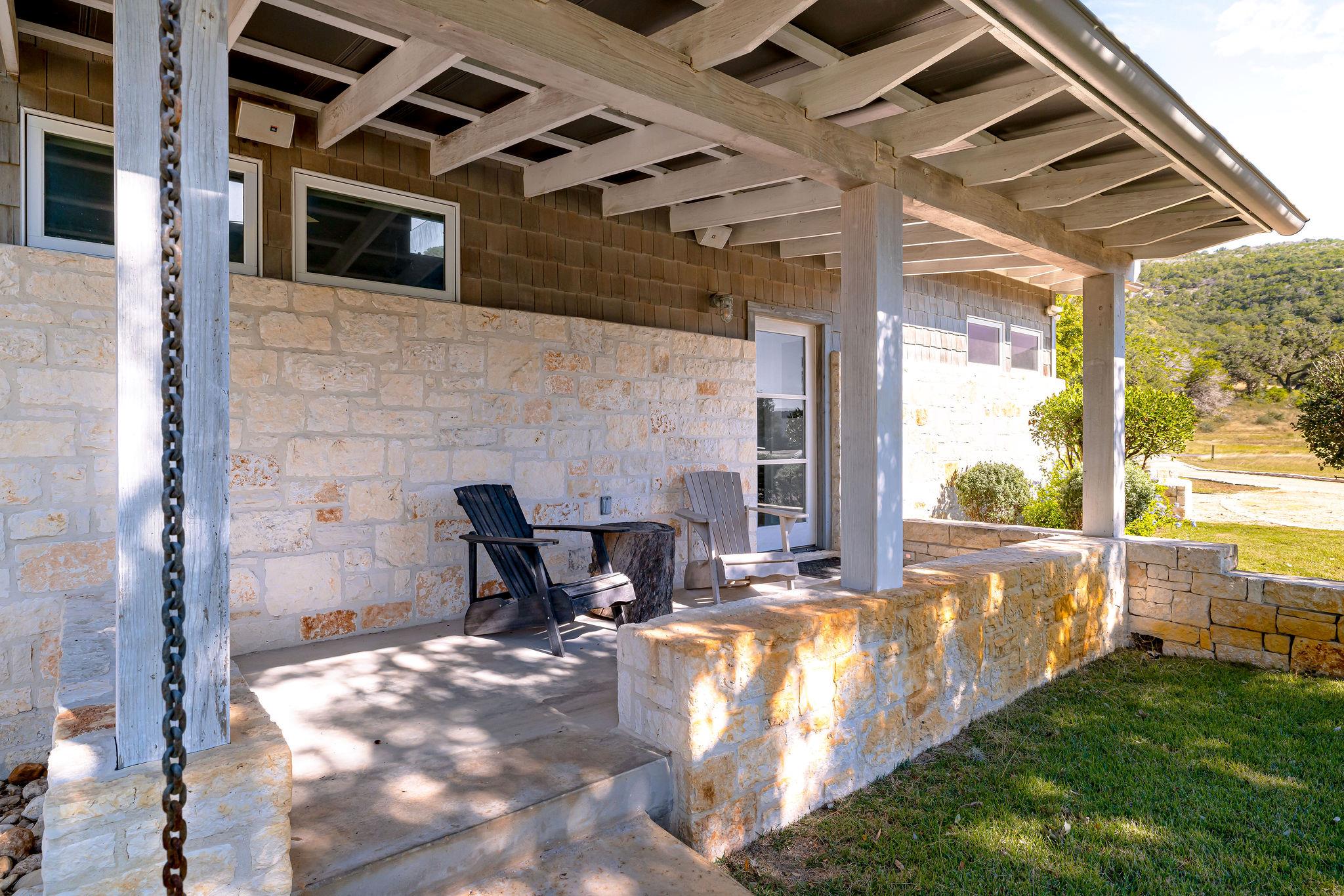 415 Frio Canon Trl Property Photo 17