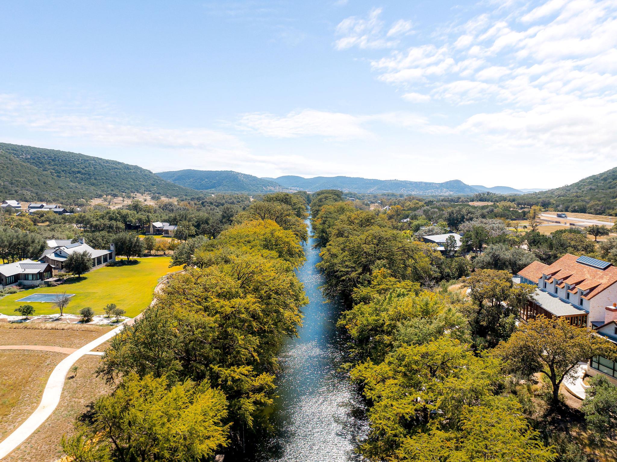 415 Frio Canon Trl Property Photo 36