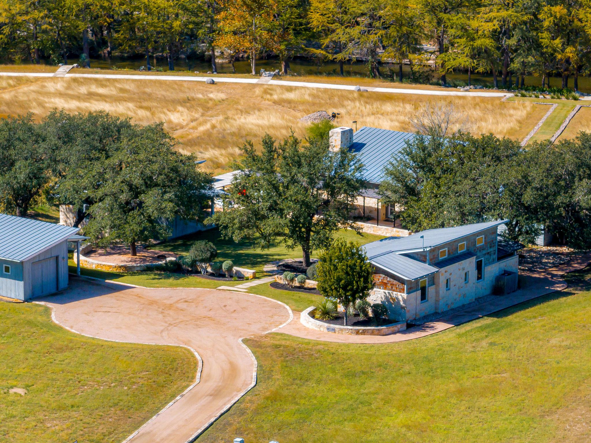 415 Frio Canon Trl Property Photo 37