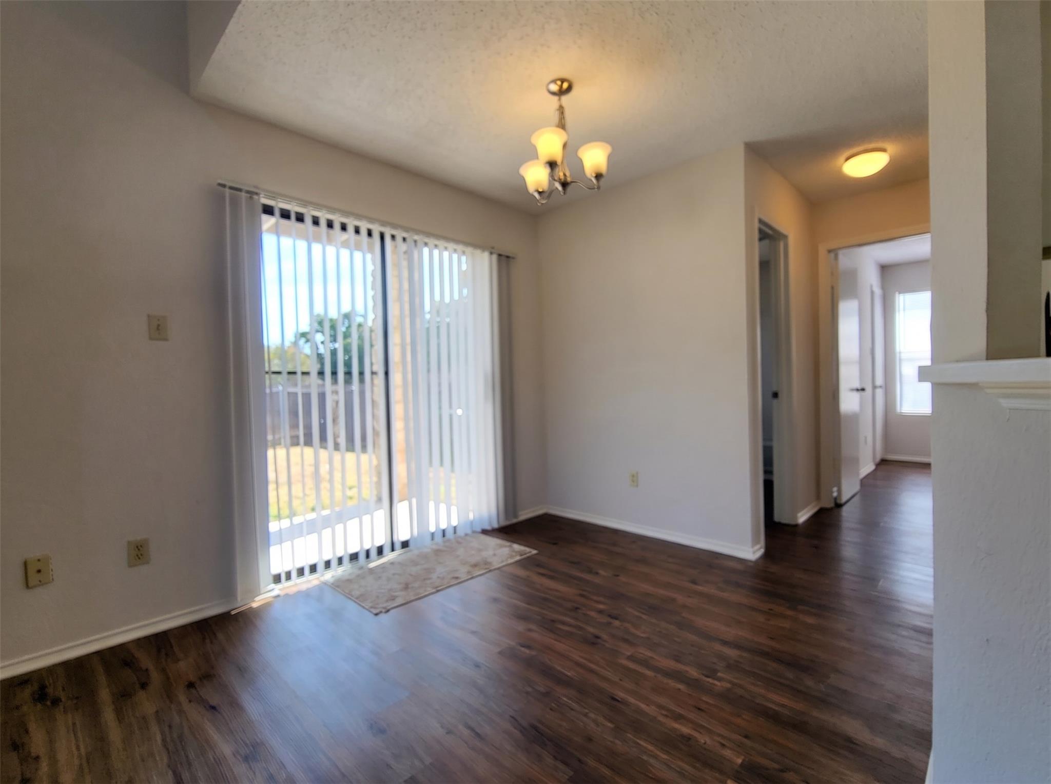 1758/1760 Horseshoe Cir Property Photo 8