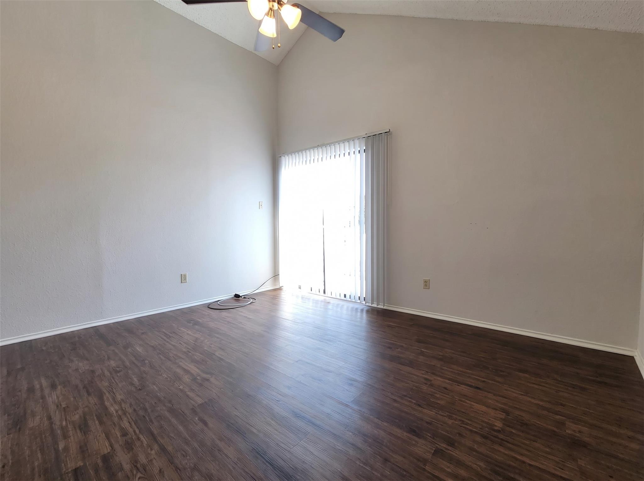1758/1760 Horseshoe Cir Property Photo 13