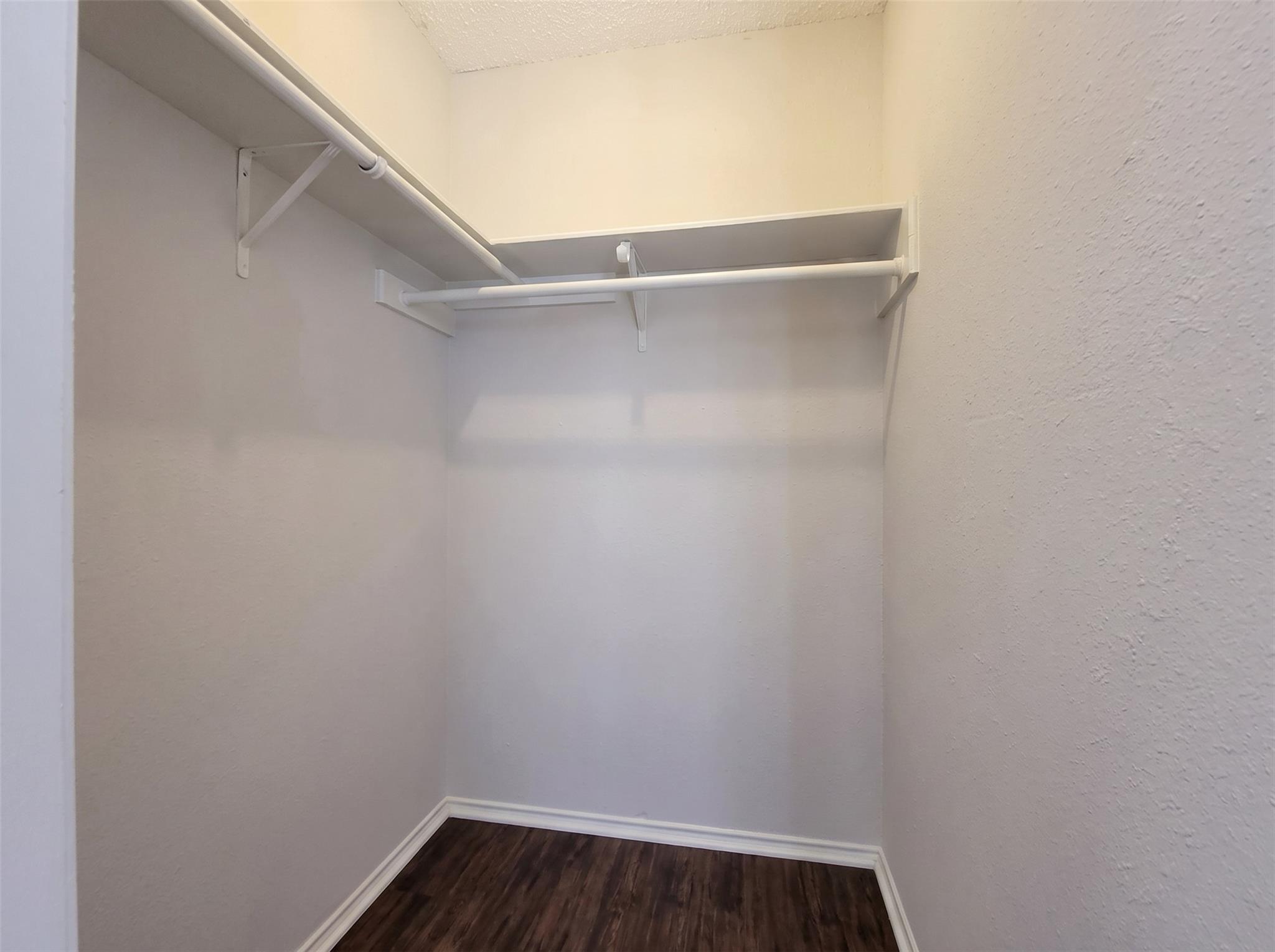 1758/1760 Horseshoe Cir Property Photo 14
