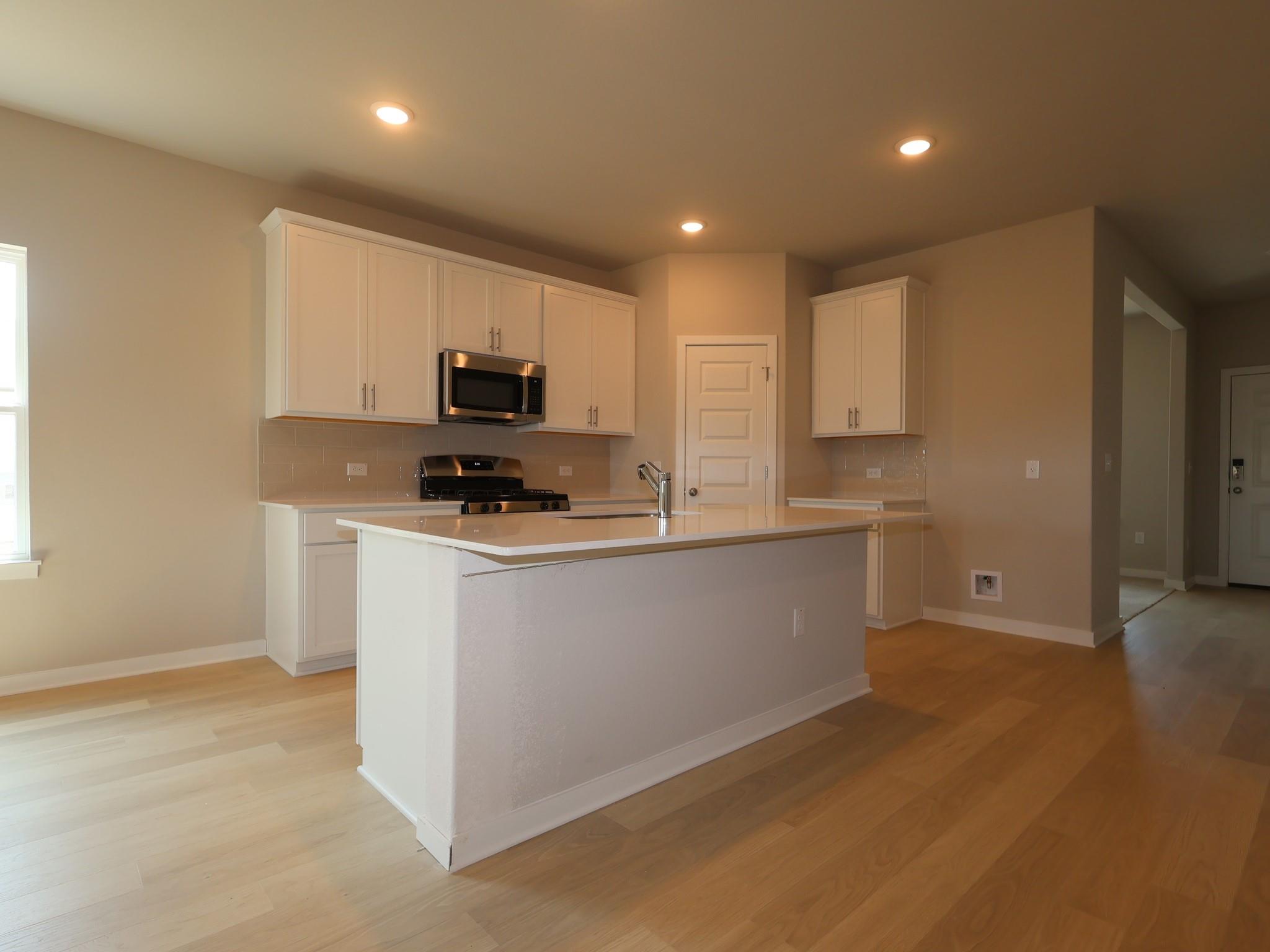 4717 Lava Island Dr Property Photo 5