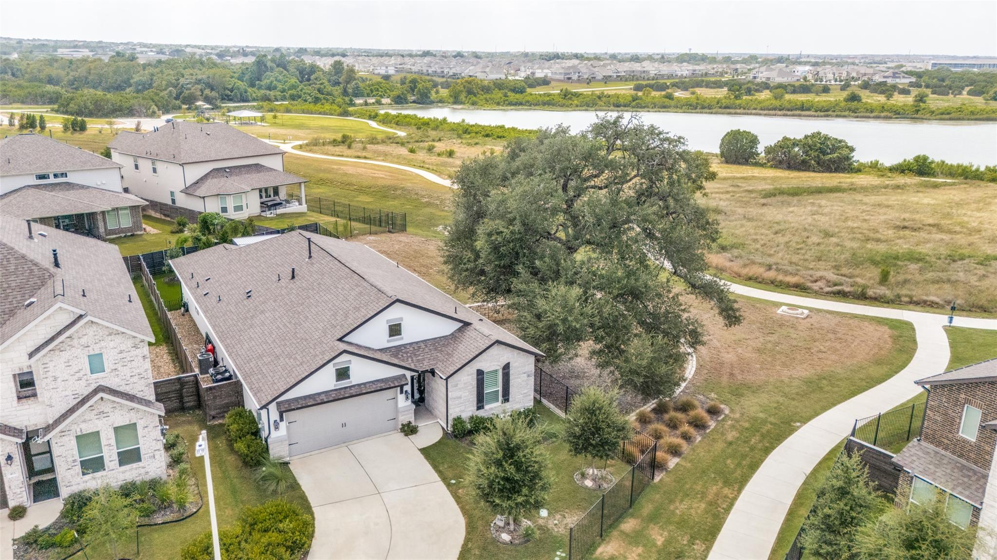 409 Gridiron Cv Property Photo 1