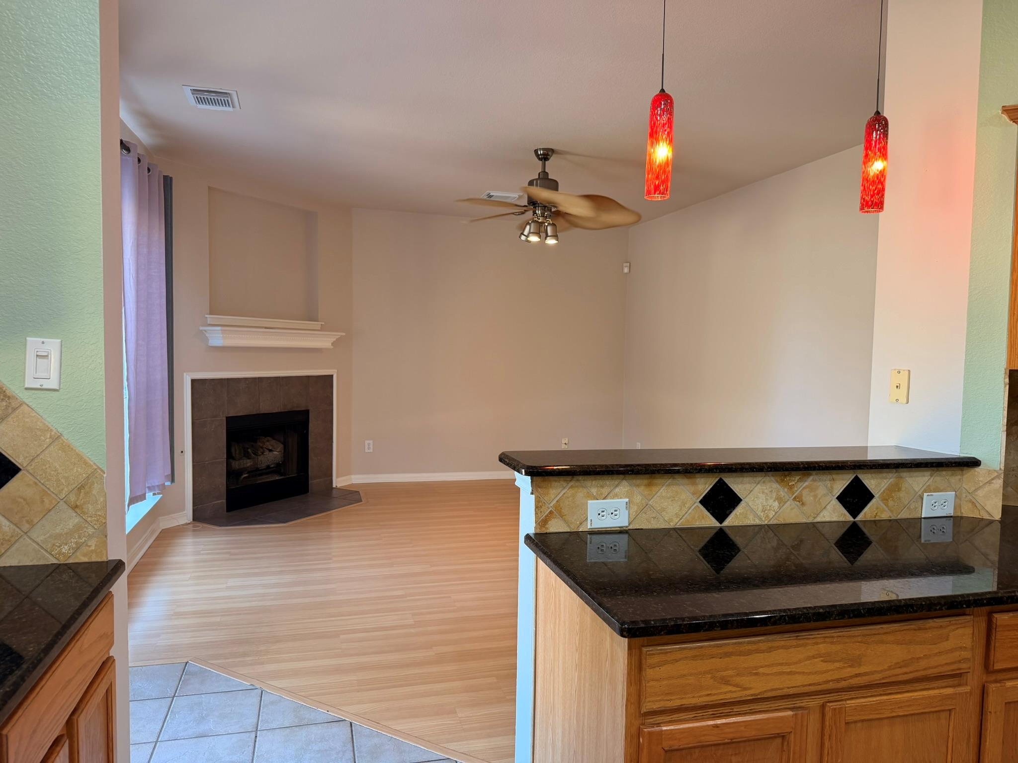 1812 Montana Sky Dr Property Photo 3