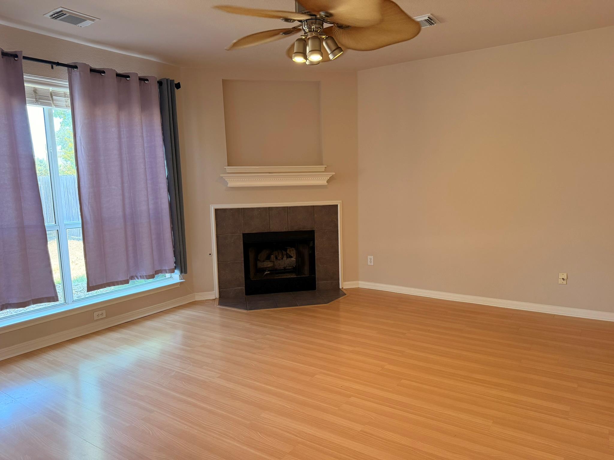 1812 Montana Sky Dr Property Photo 6